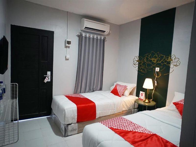 Reddoorz At Sani Guest House Balikpapan Balikpapan (Borneo) Exterior foto