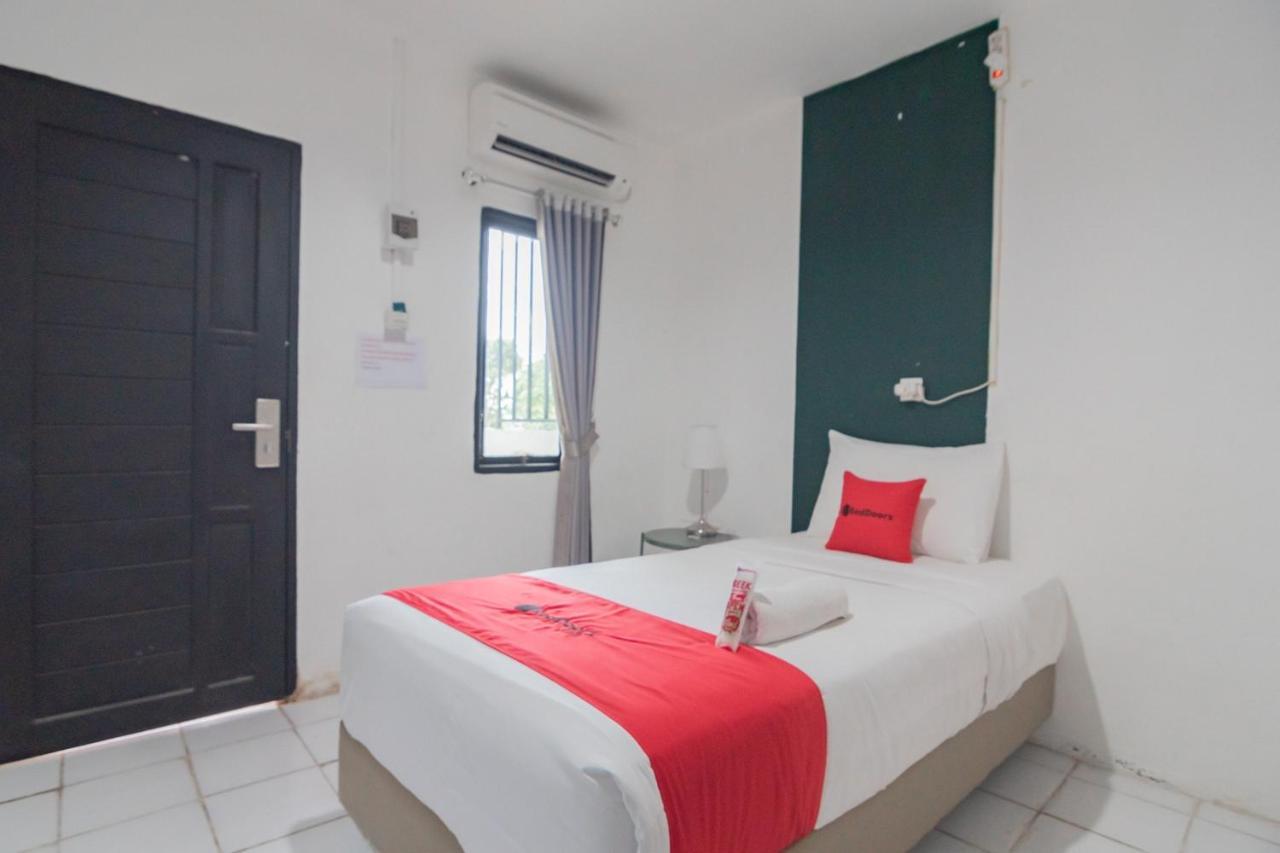 Reddoorz At Sani Guest House Balikpapan Balikpapan (Borneo) Exterior foto