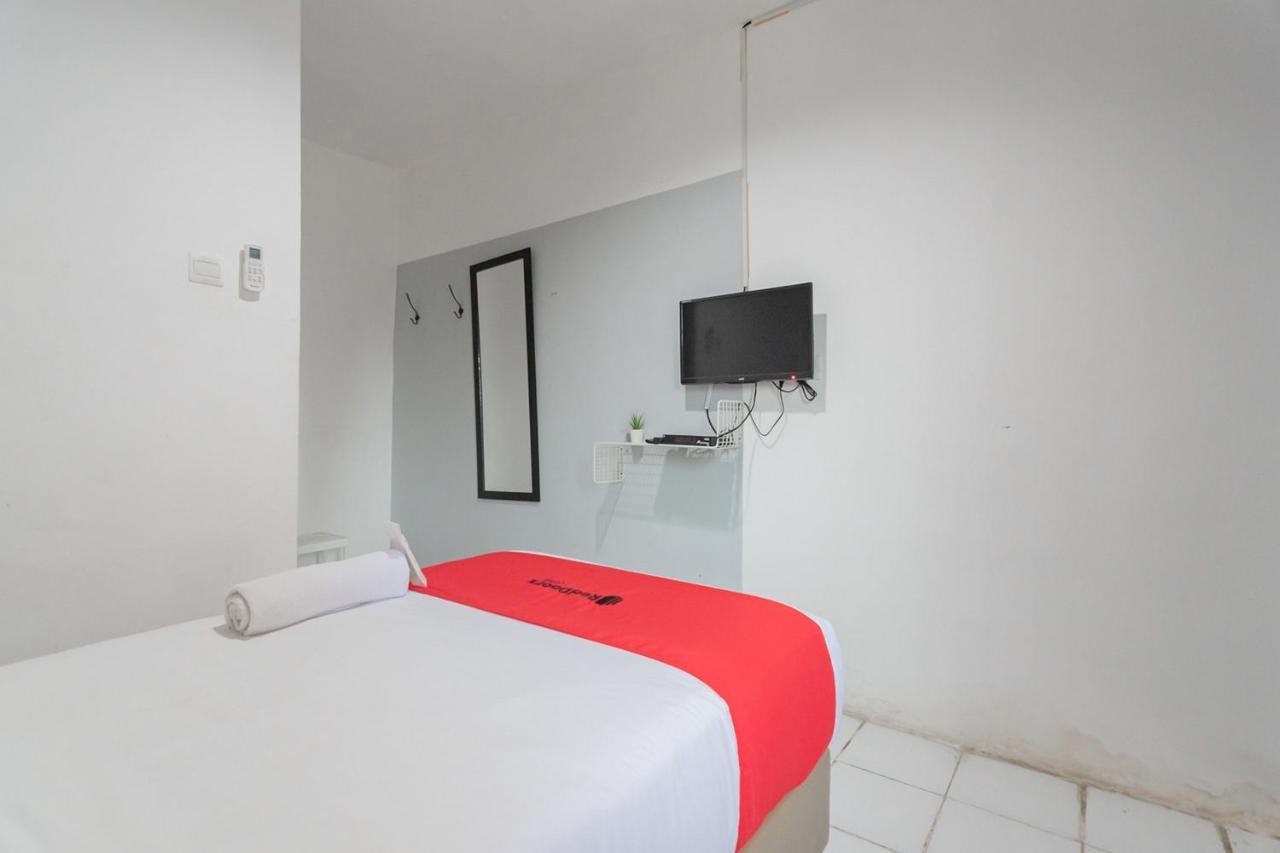 Reddoorz At Sani Guest House Balikpapan Balikpapan (Borneo) Exterior foto